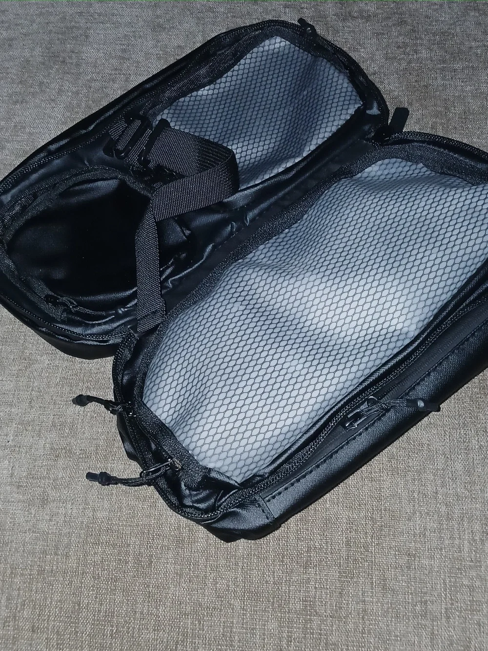 NWT Eddie Bauer Expedition Dopp Kit or Travel Bag